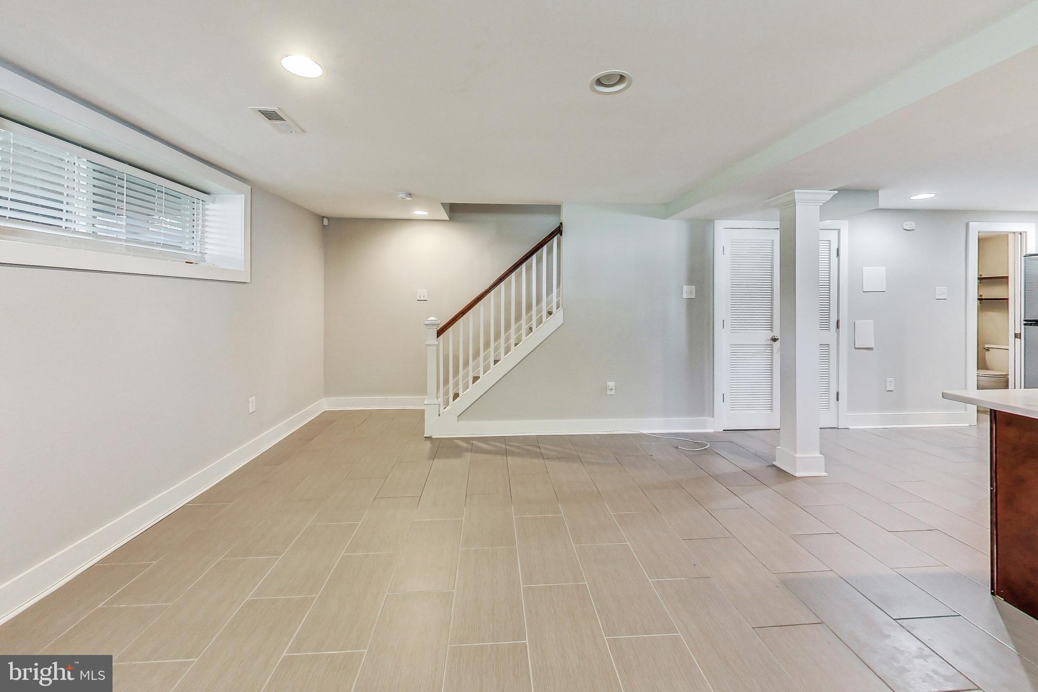 1330 STAPLES ST NE