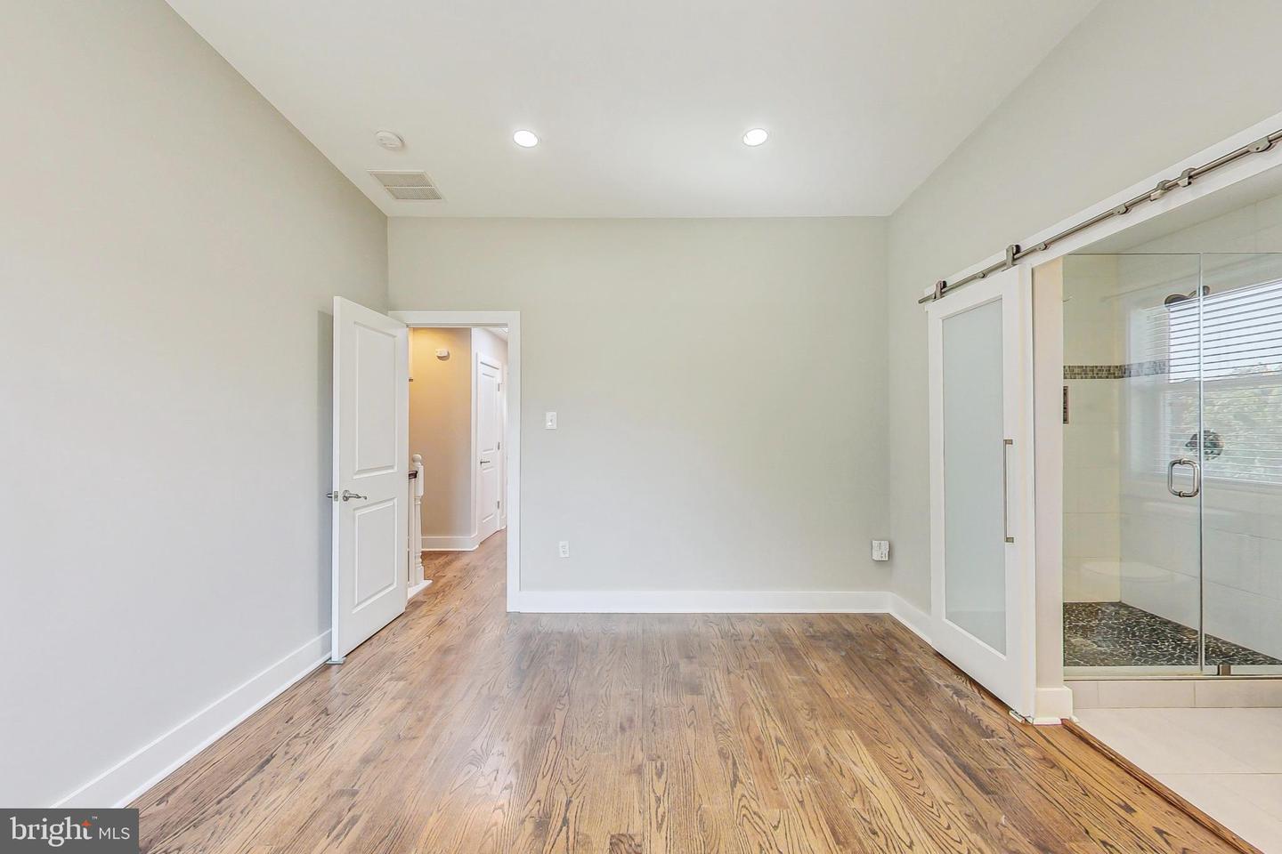 1330 STAPLES ST NE