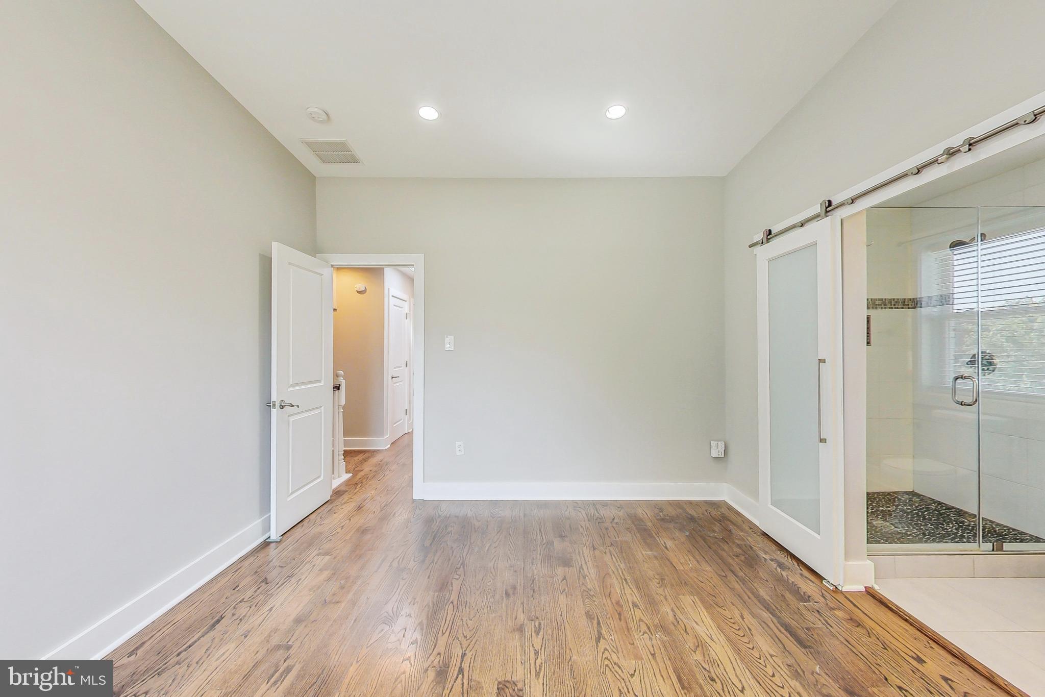1330 STAPLES ST NE