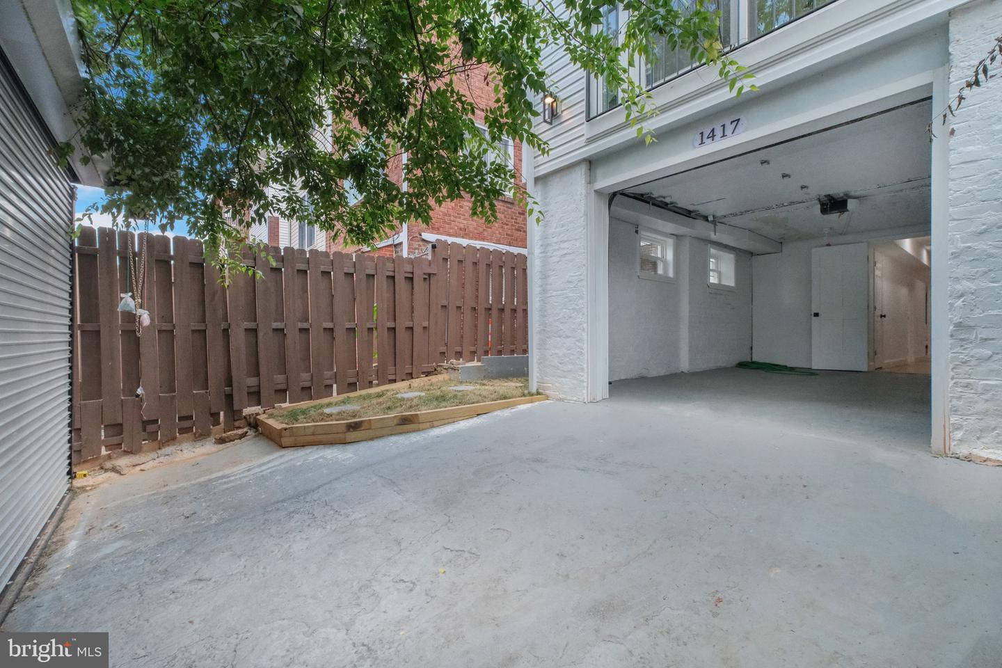 1417 Meridian Pl NW