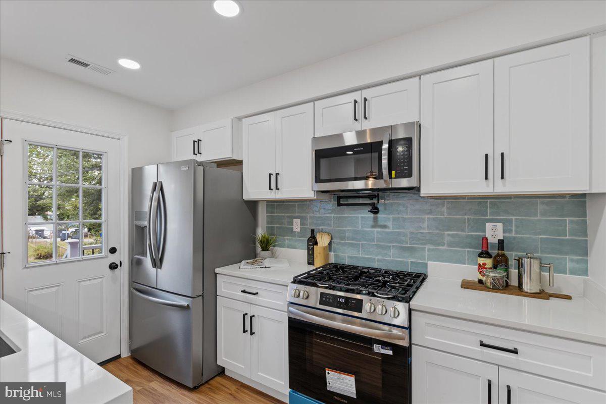 408 PEABODY STREET NE