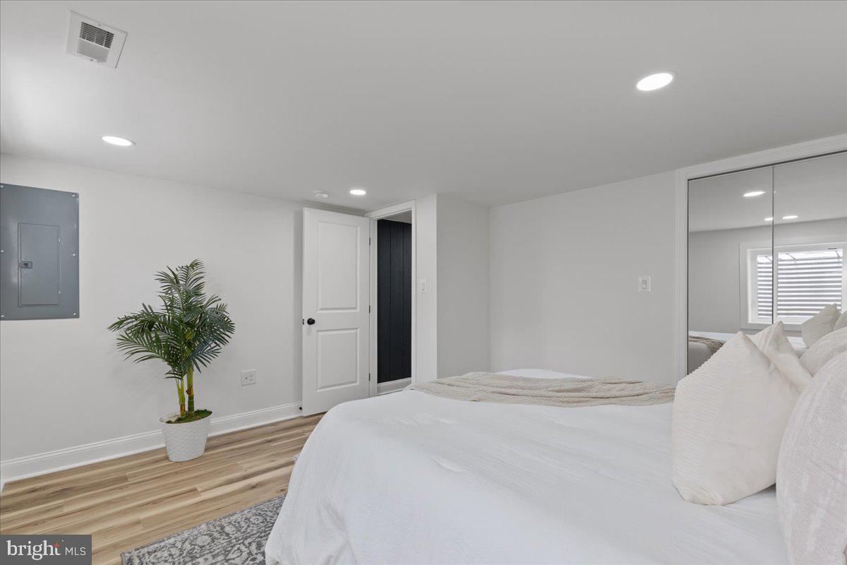 408 PEABODY STREET NE