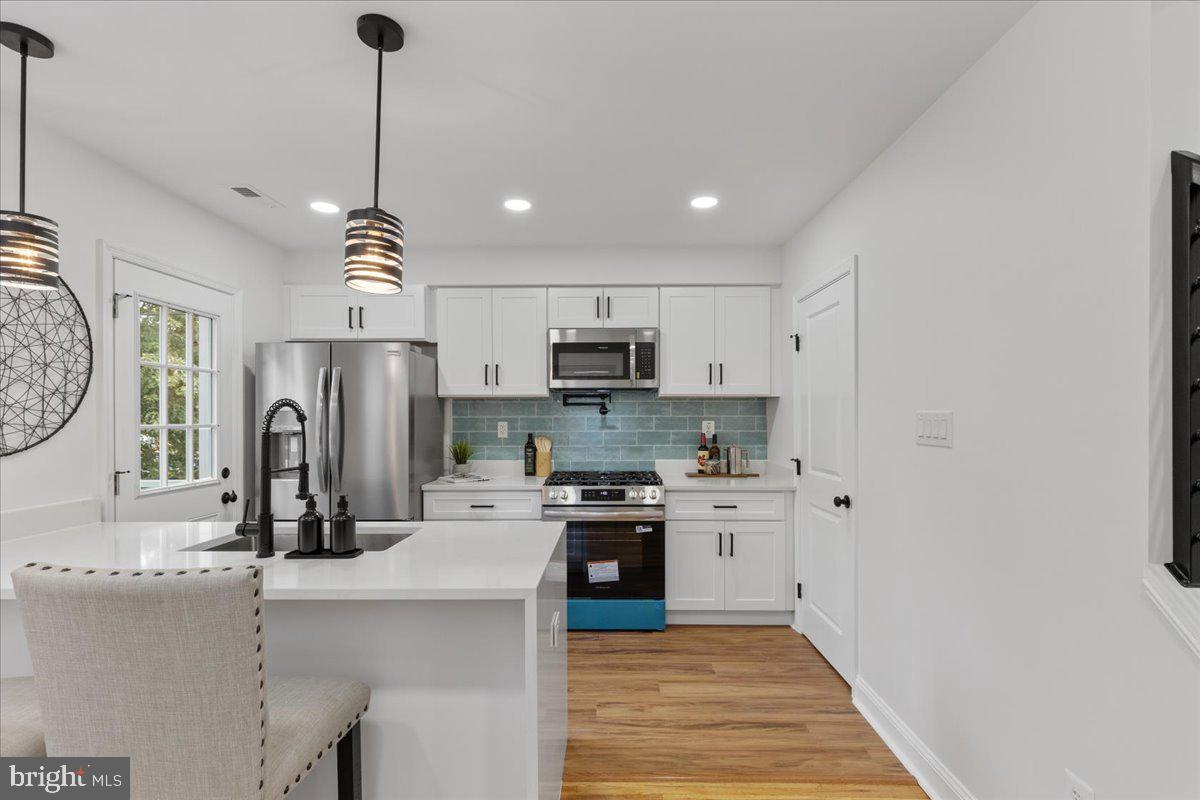 408 PEABODY STREET NE