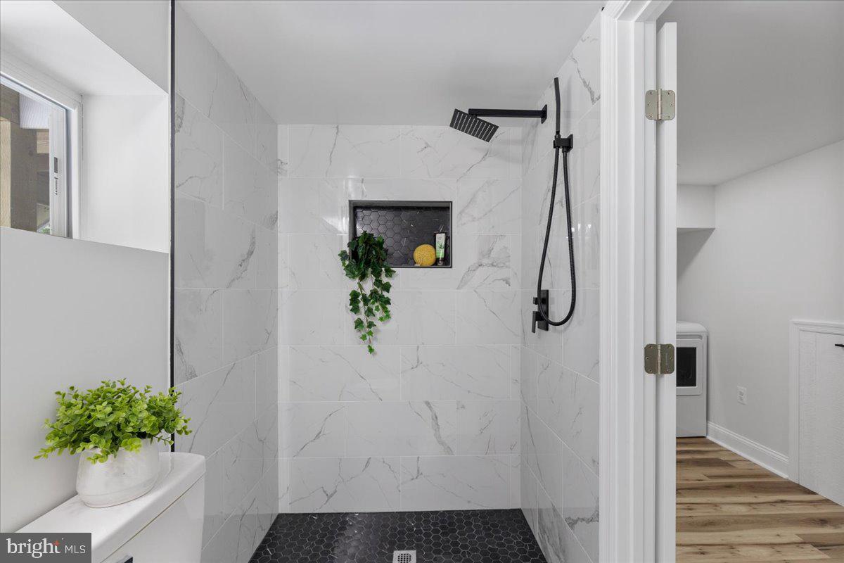 408 PEABODY STREET NE