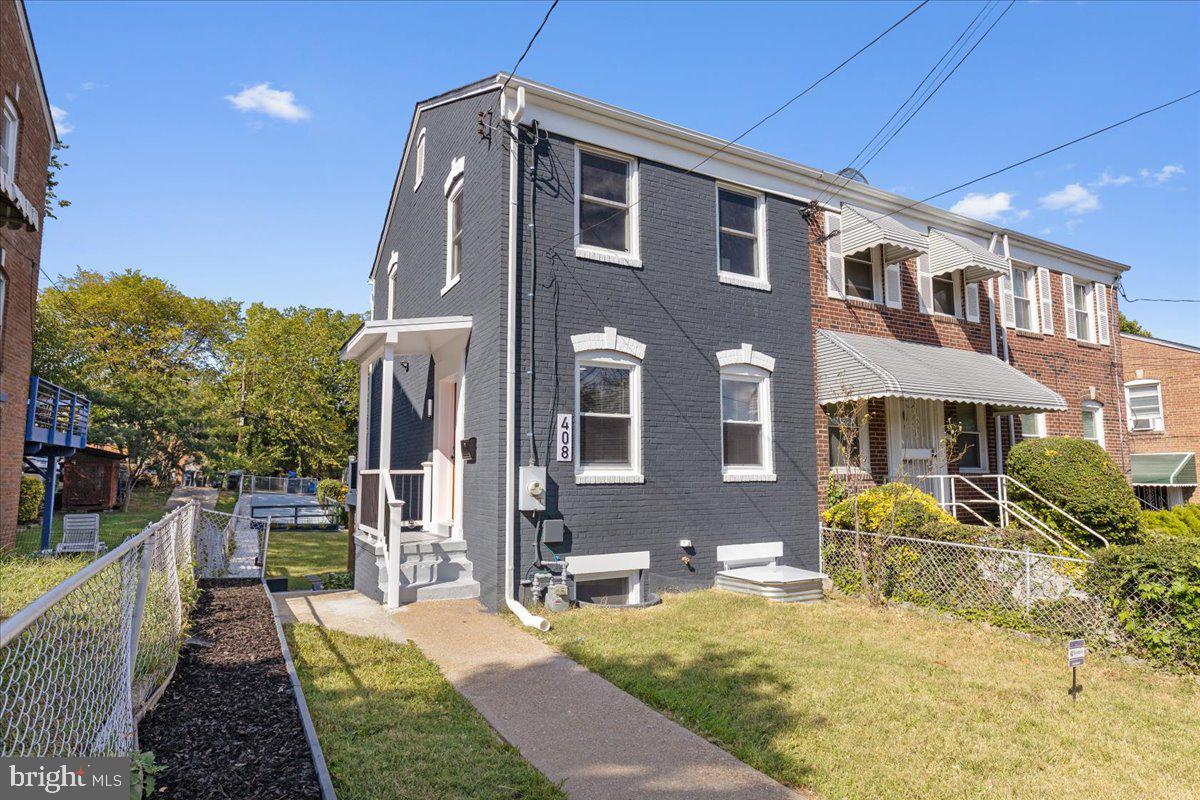 408 PEABODY STREET NE