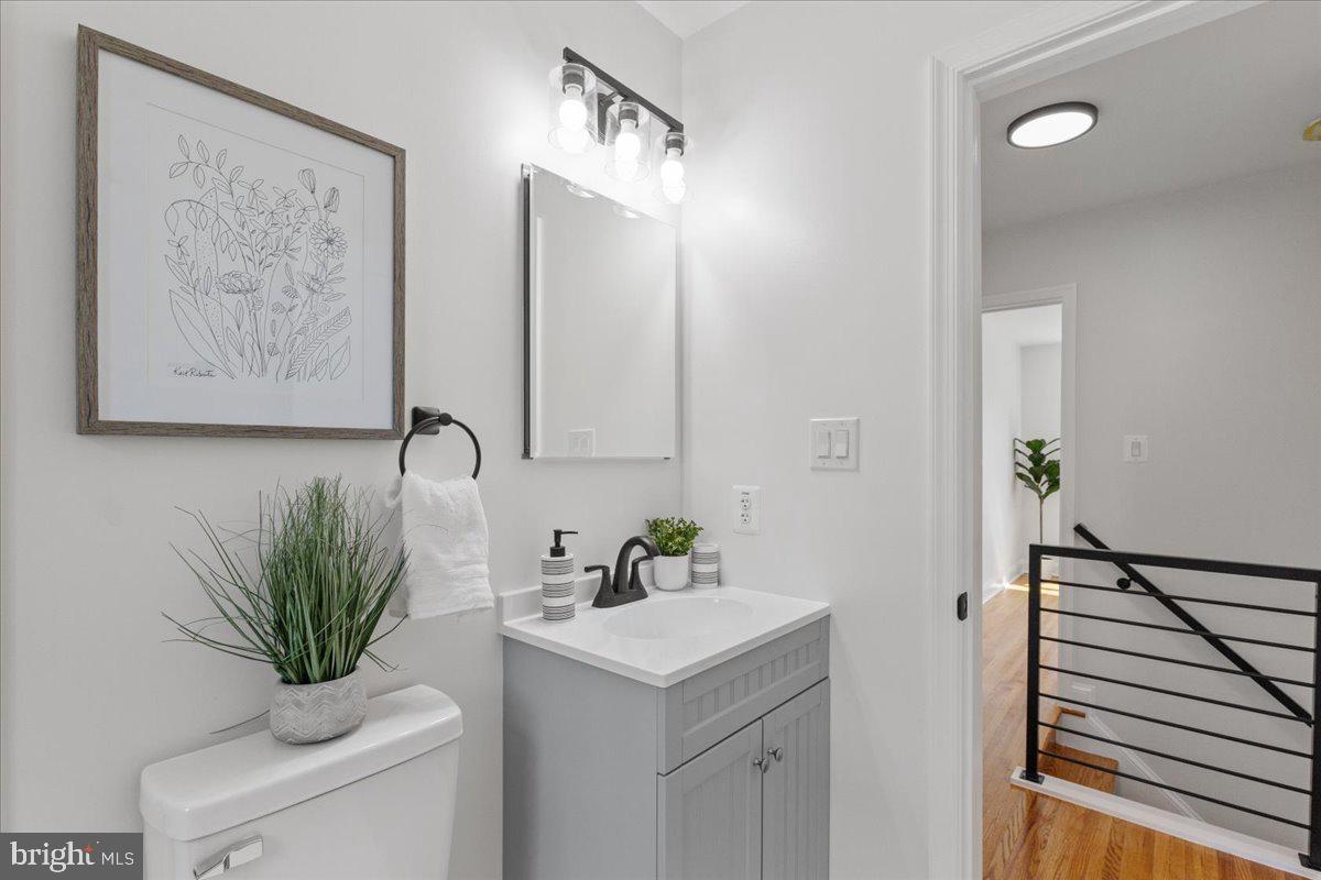 408 PEABODY STREET NE