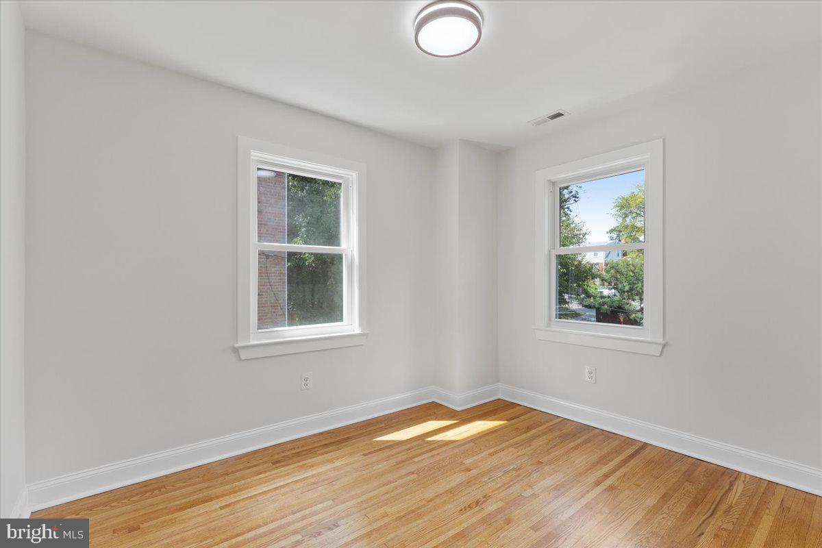 408 PEABODY STREET NE