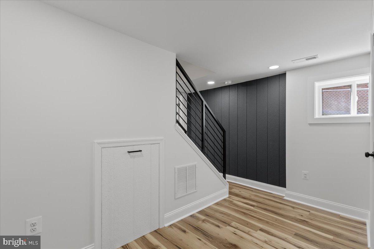 408 PEABODY STREET NE