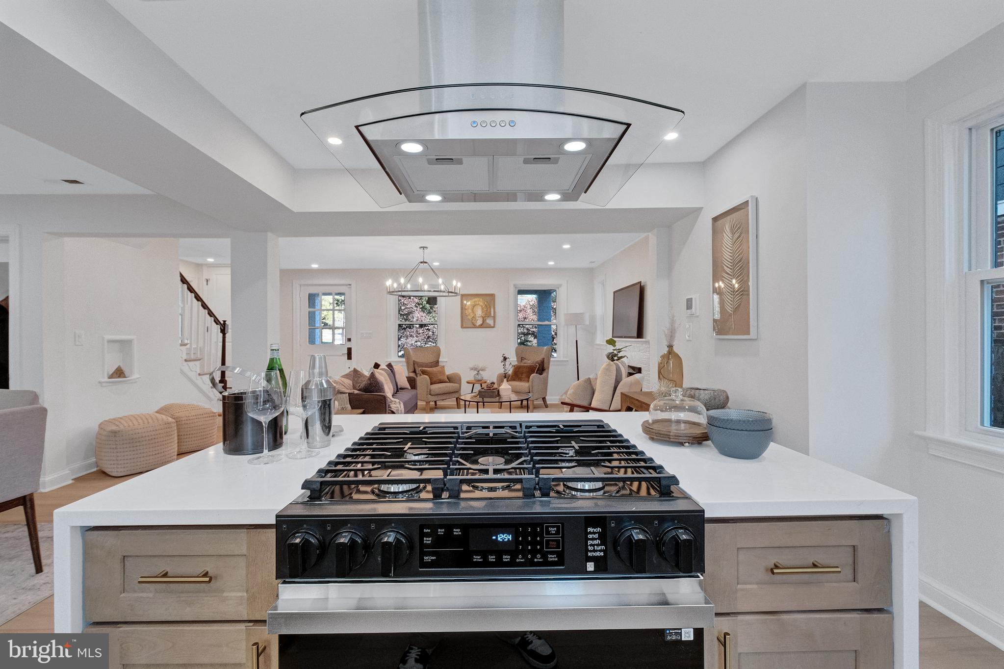 5520 NORTH CAPITOL STREET NW