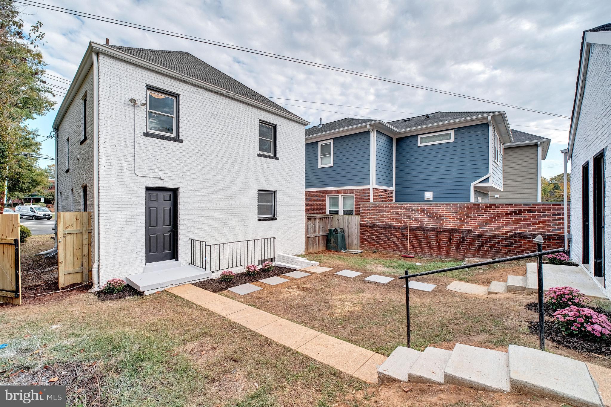 5520 NORTH CAPITOL STREET NW