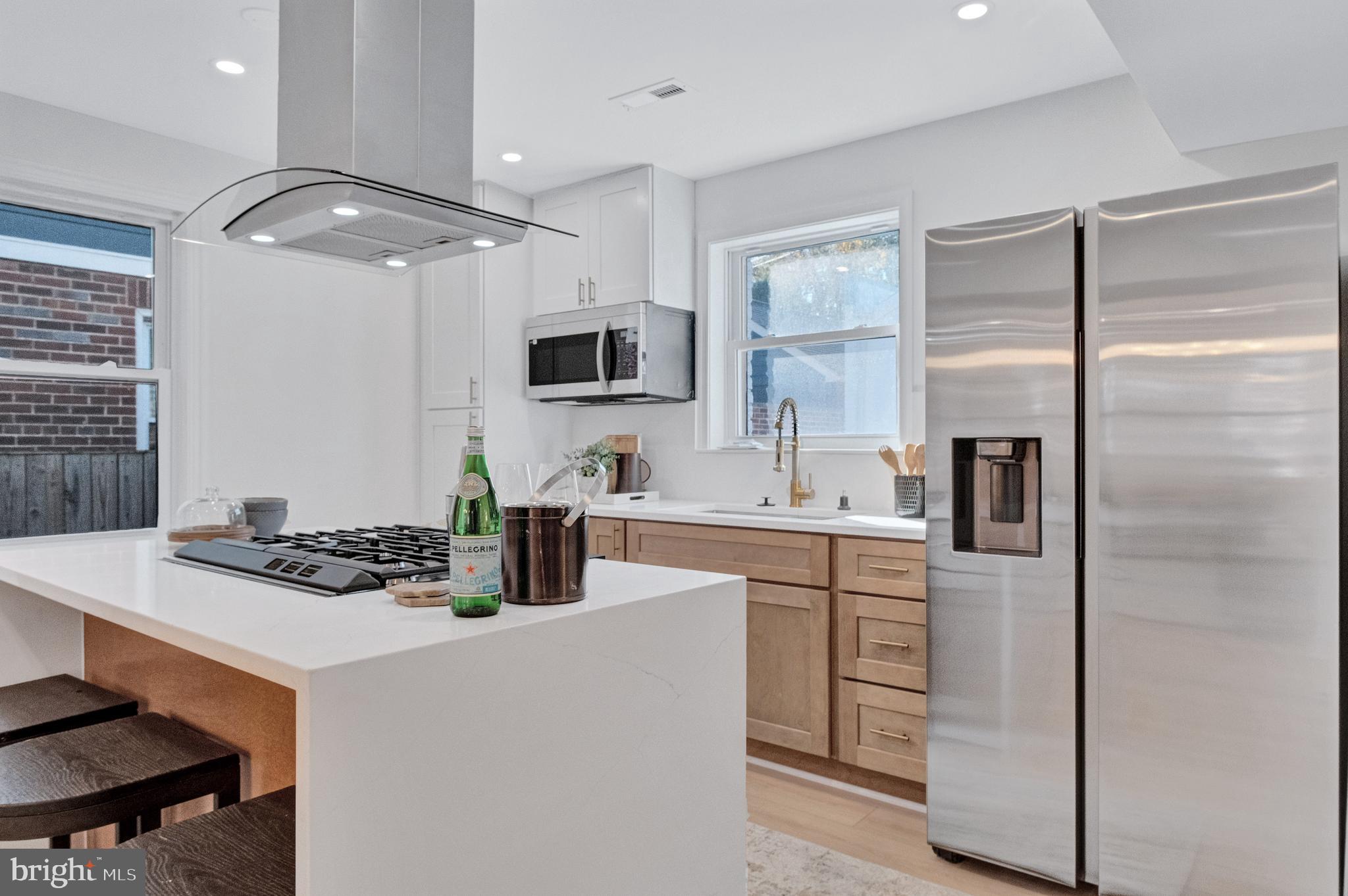 5520 NORTH CAPITOL STREET NW