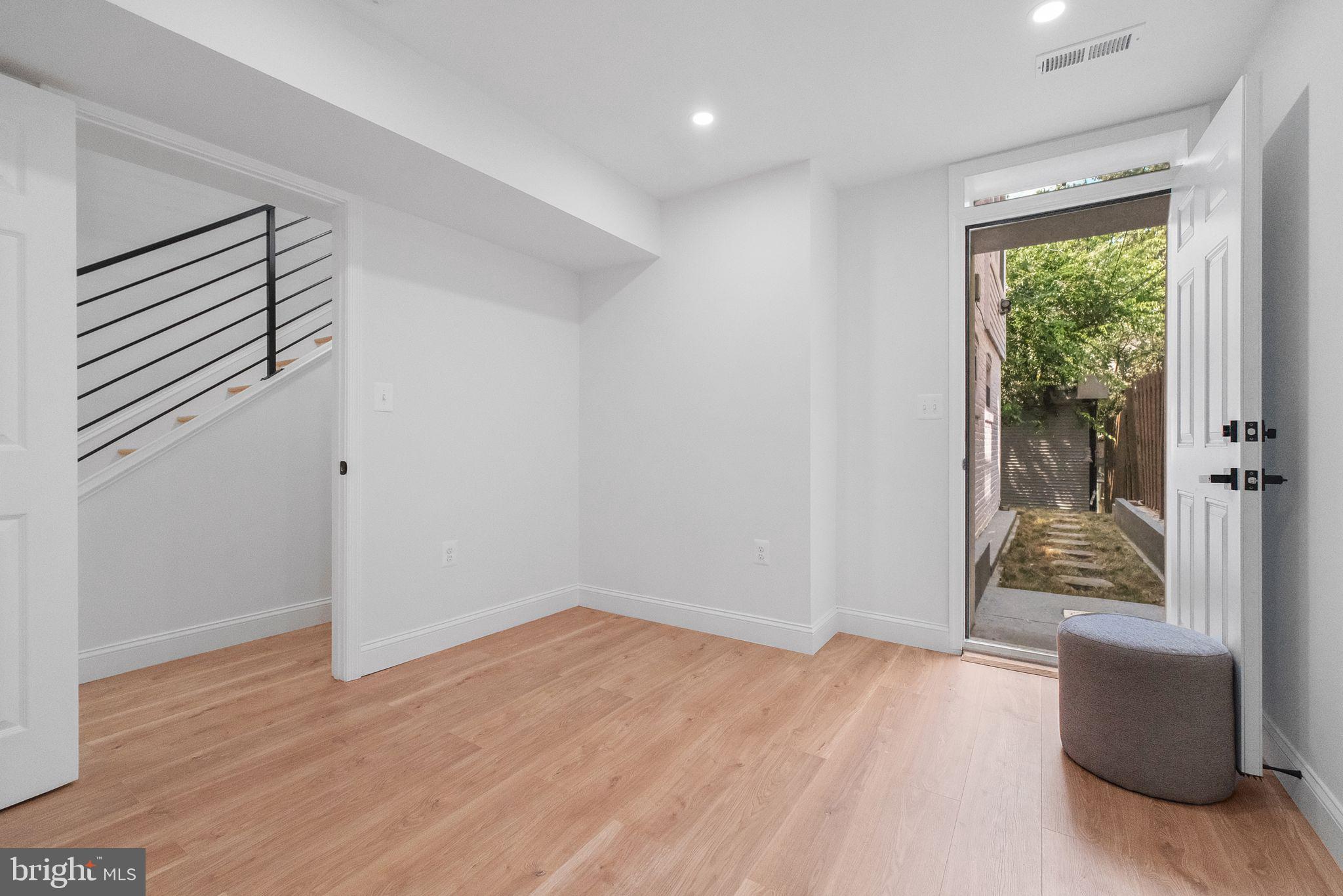 1417 MERIDIAN PLACE NW