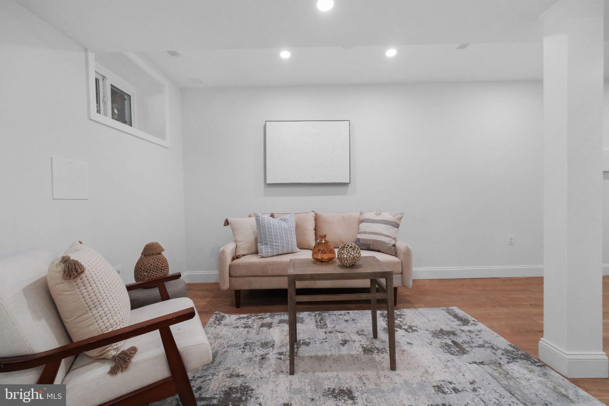 1417 MERIDIAN PLACE NW