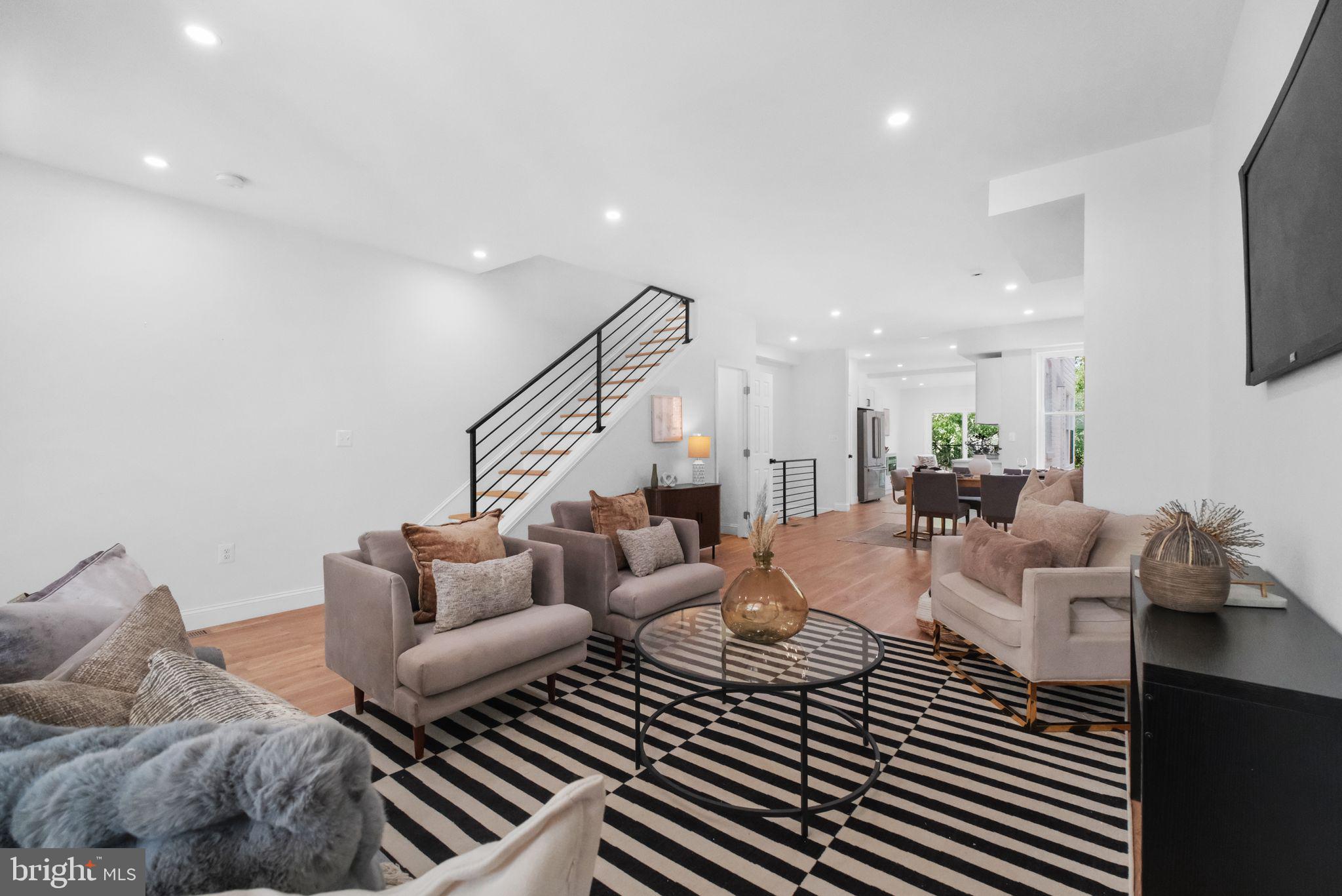 1417 MERIDIAN PLACE NW