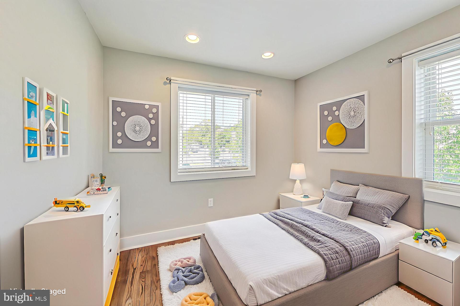 1330 STAPLES STREET NE