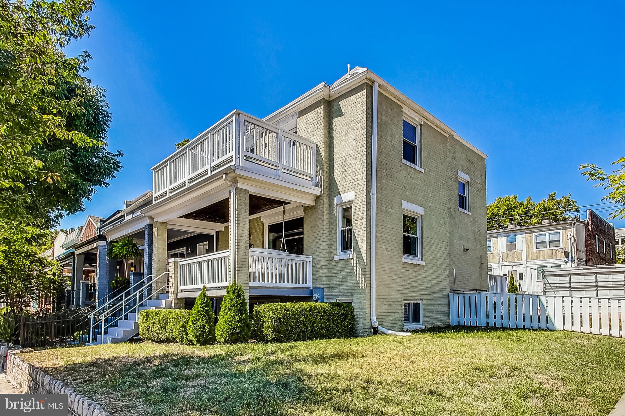 1330 STAPLES STREET NE