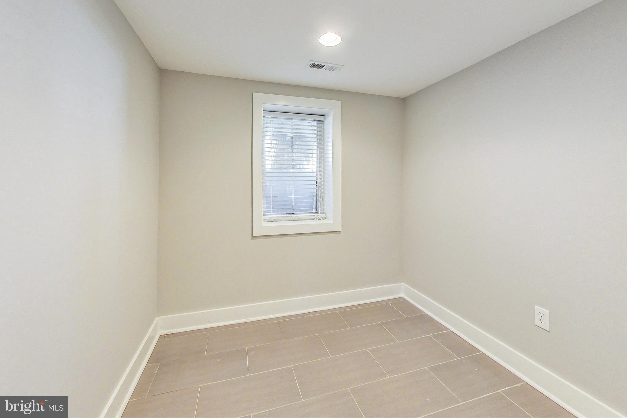 1330 STAPLES STREET NE