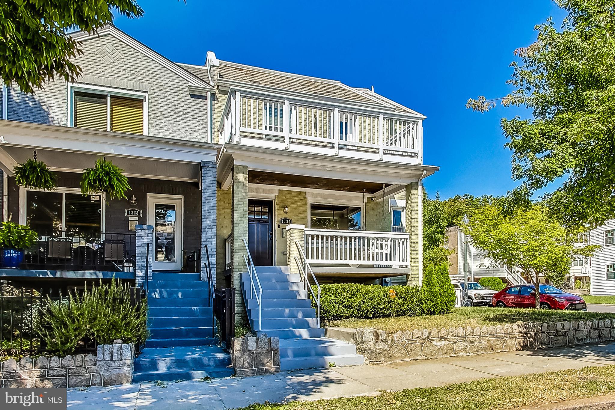 1330 STAPLES STREET NE