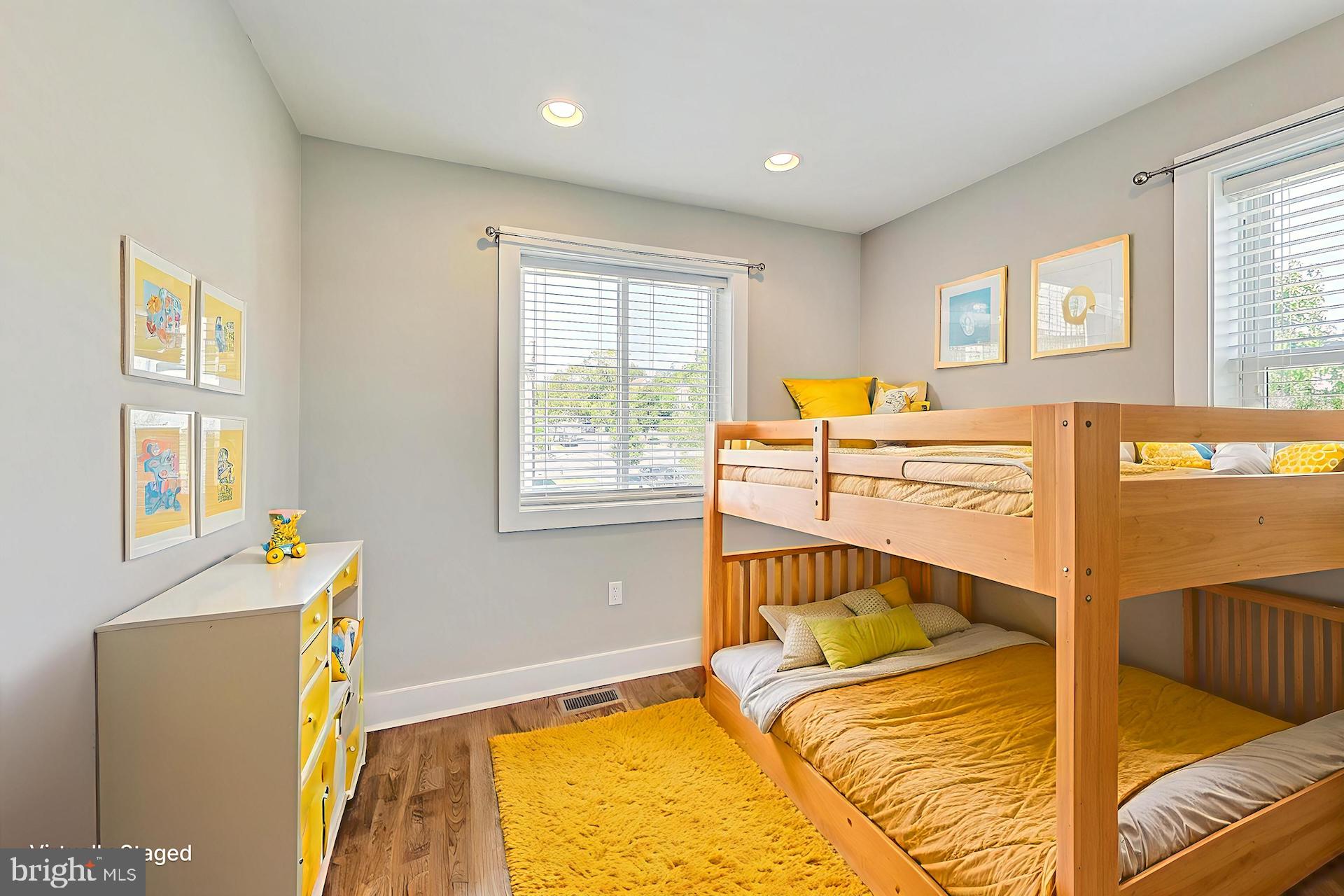 1330 STAPLES STREET NE