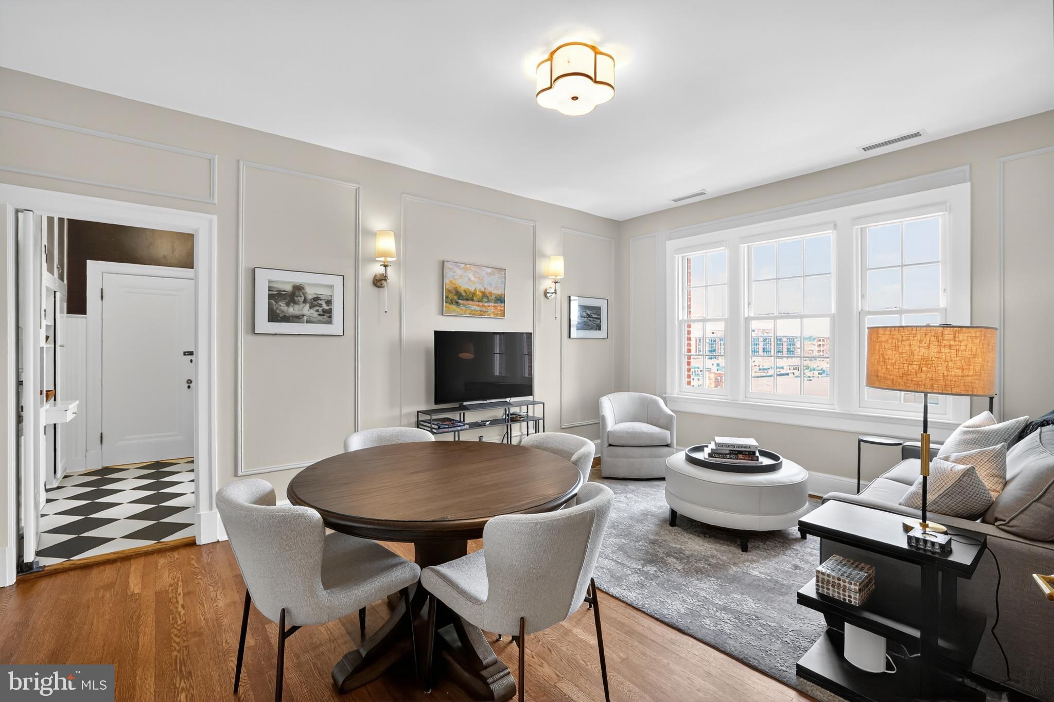 1661 CRESCENT PLACE NW