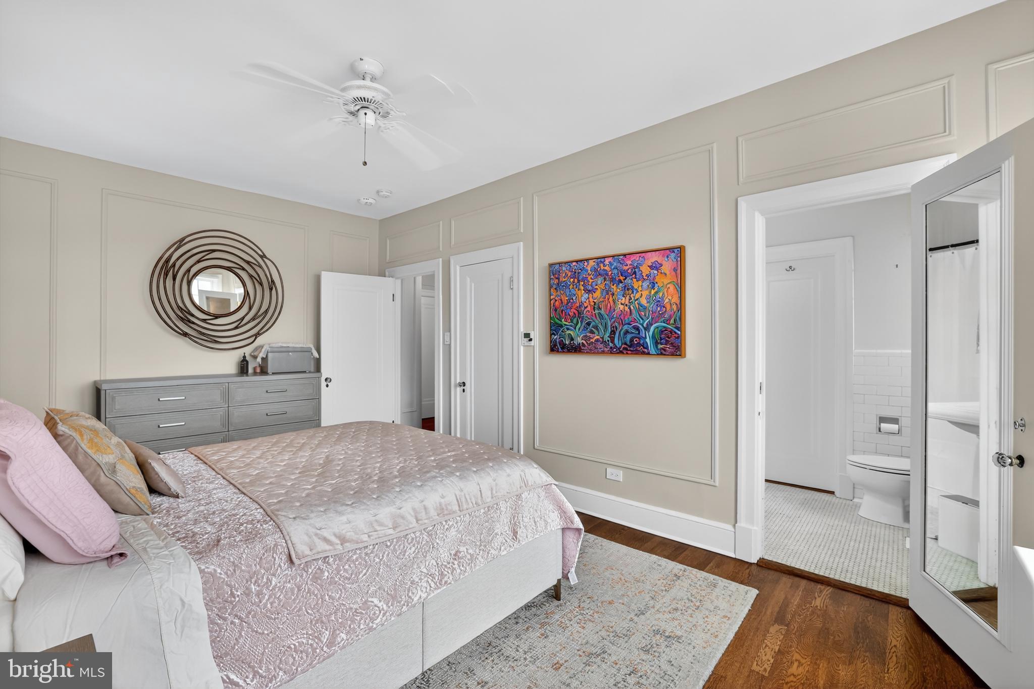 1661 CRESCENT PLACE NW