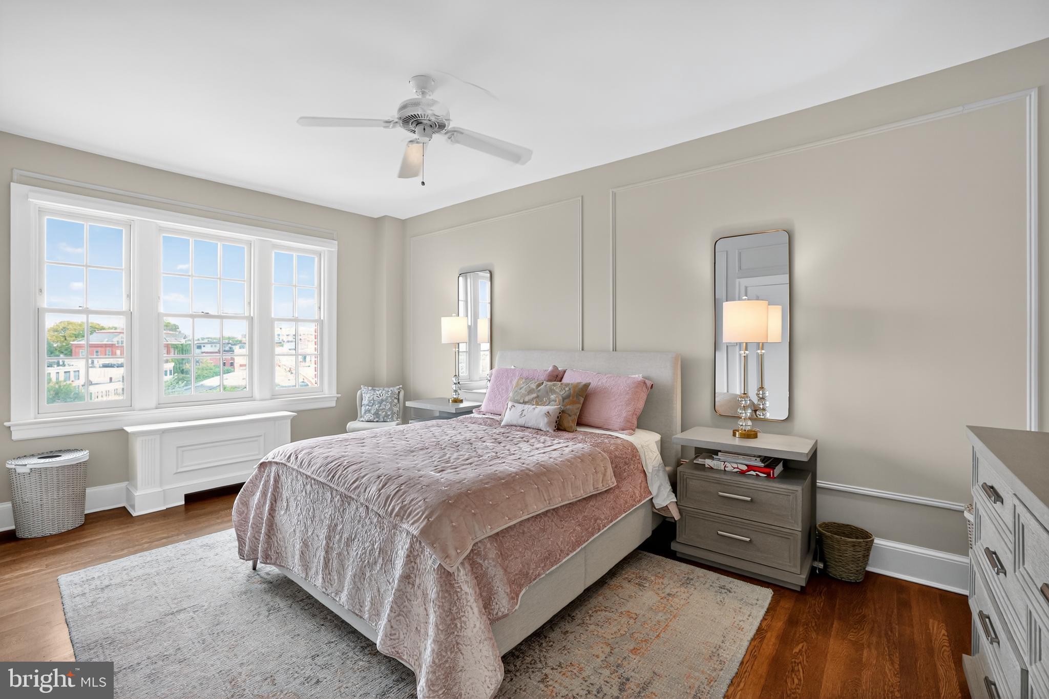 1661 CRESCENT PLACE NW