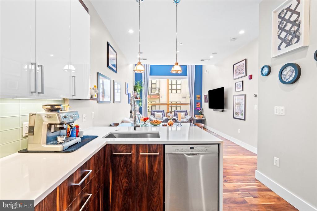 1337 K STREET SE Unit: PENTHOUSE 2
