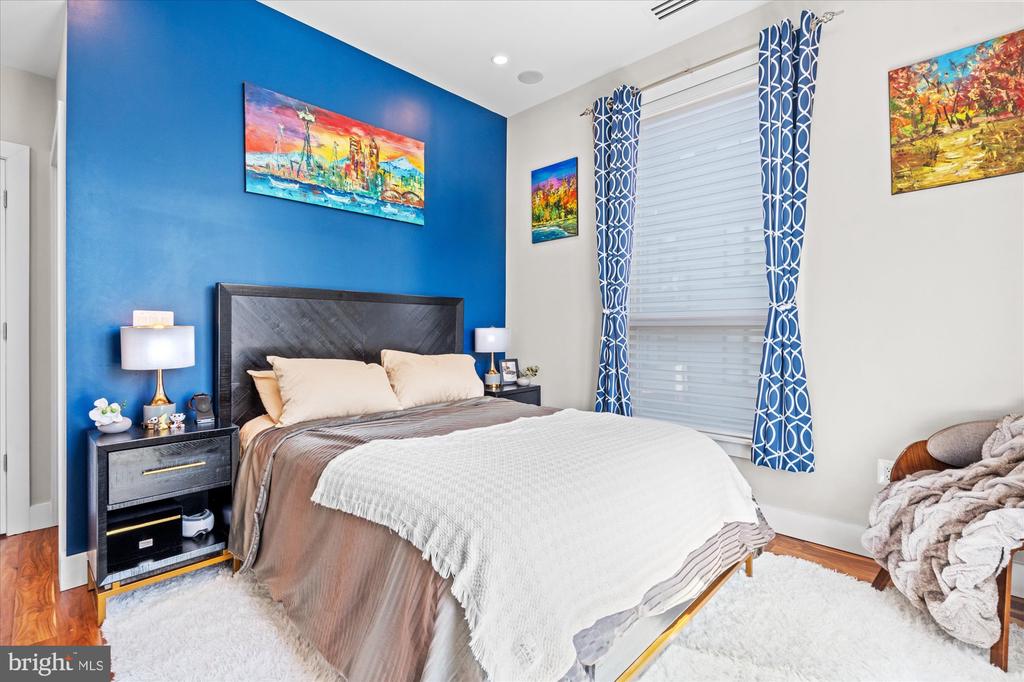 1337 K STREET SE Unit: PENTHOUSE 2