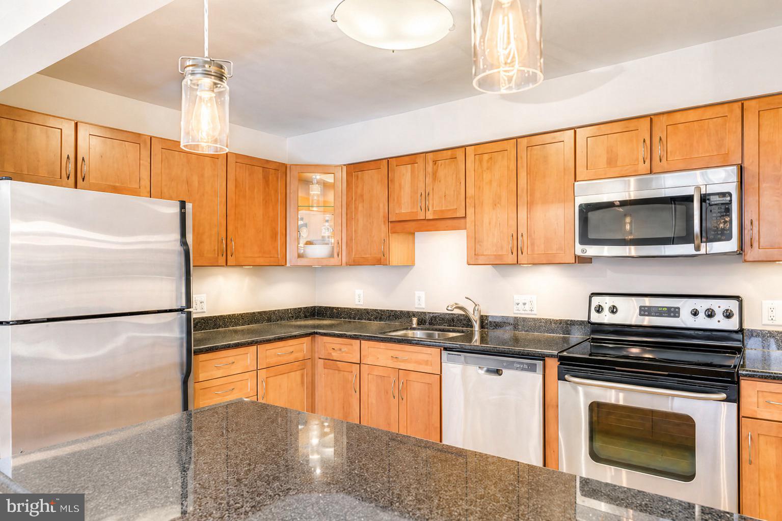 2141 P STREET NW 901