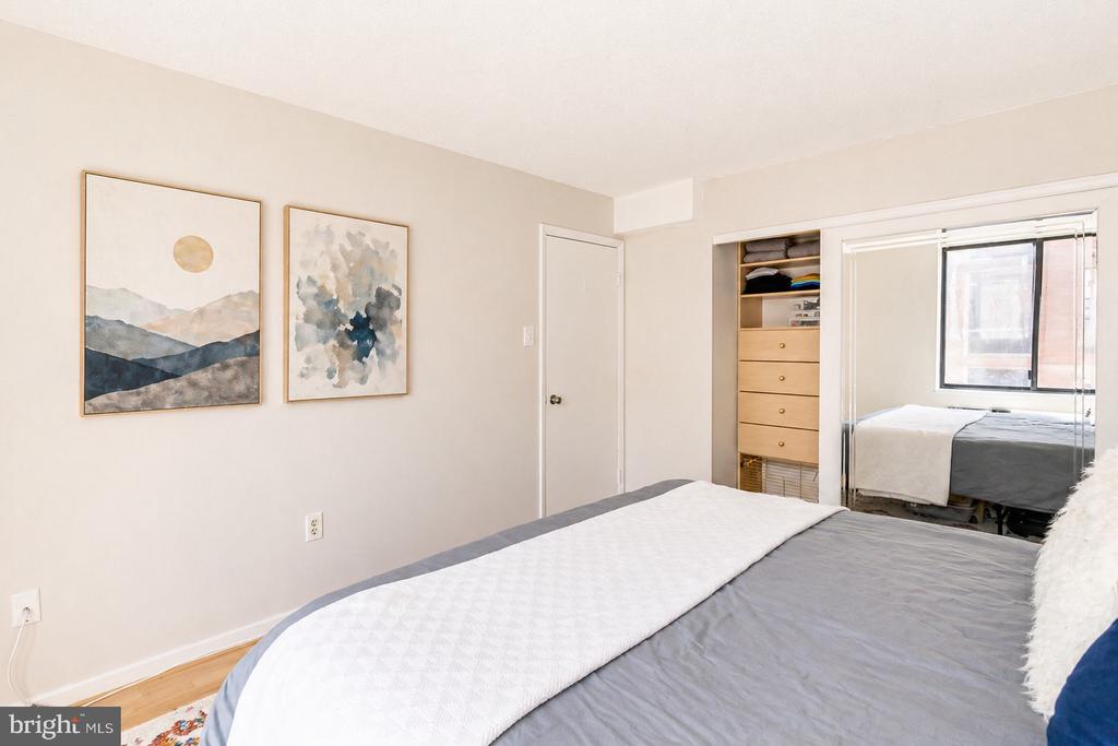 2141 P STREET NW 901