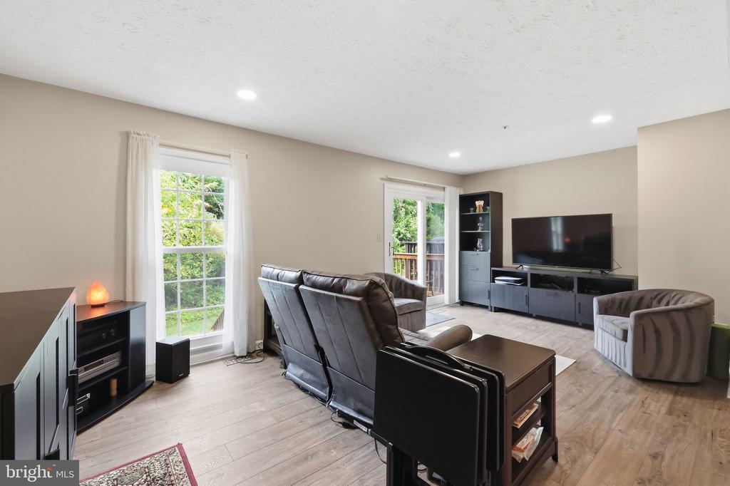 124 FOXCHASE DRIVE