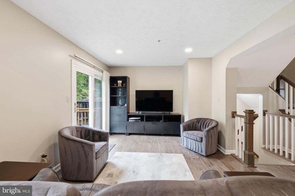 124 FOXCHASE DRIVE