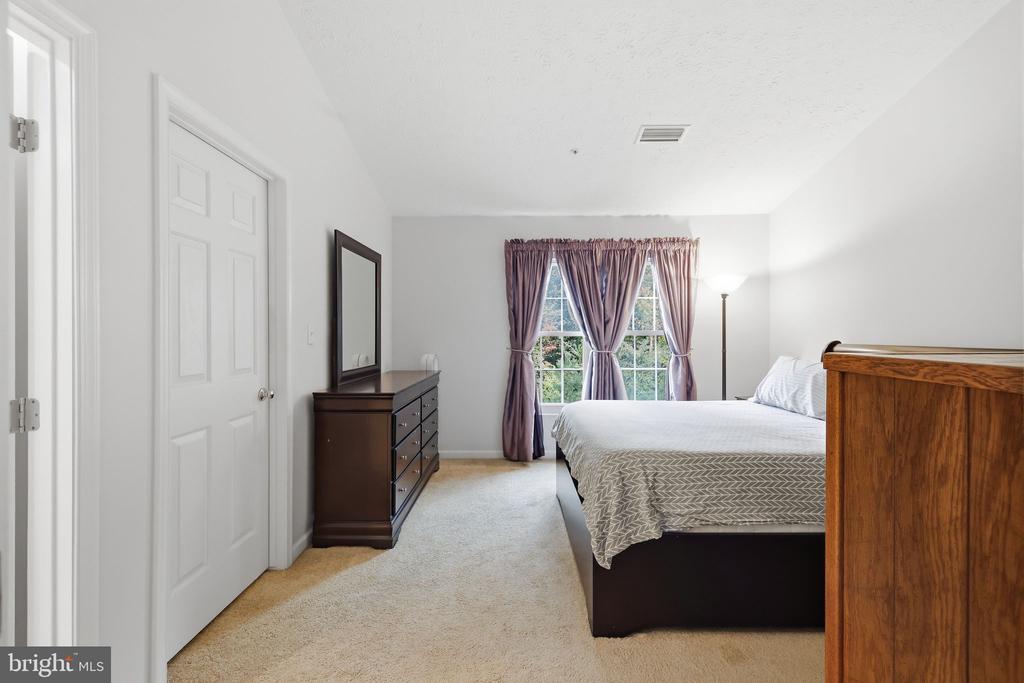 124 FOXCHASE DRIVE