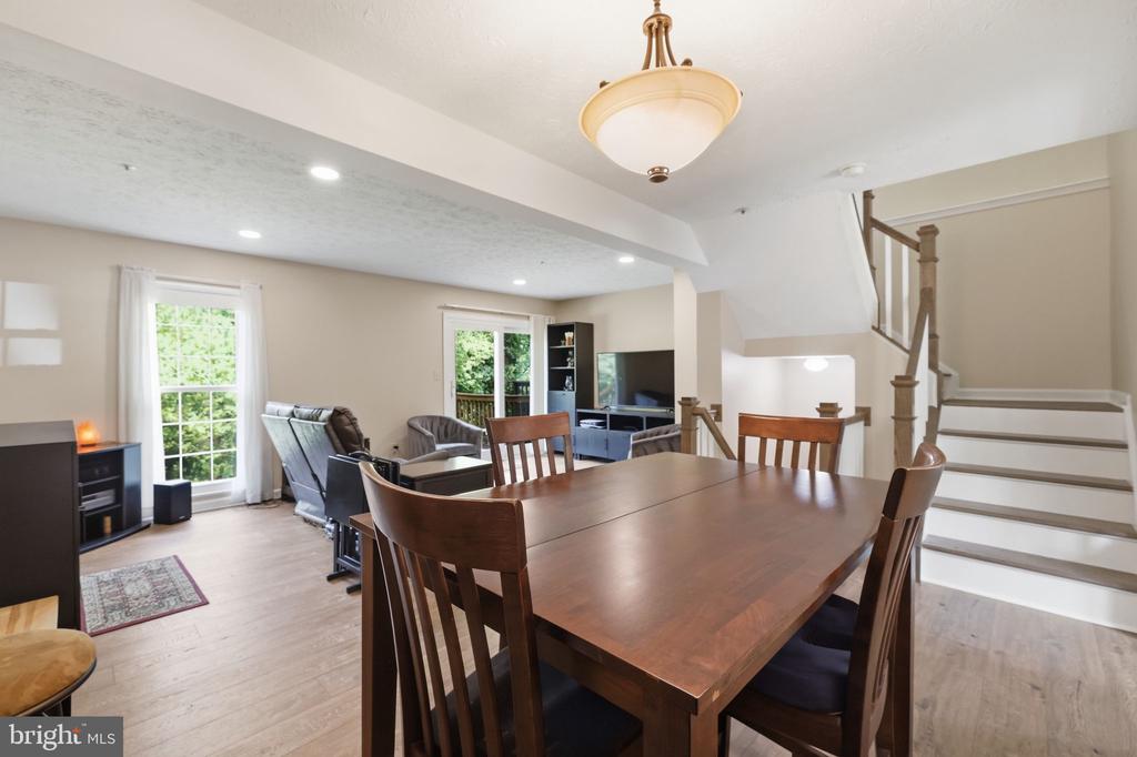 124 FOXCHASE DRIVE