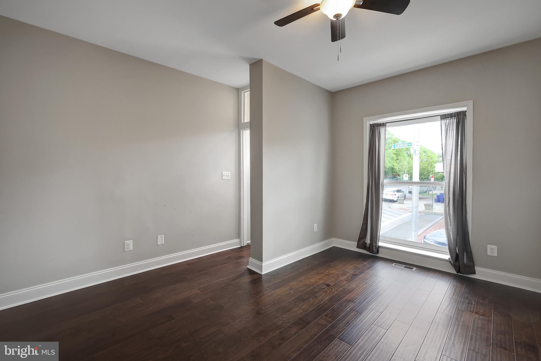 156 N KENWOOD AVE