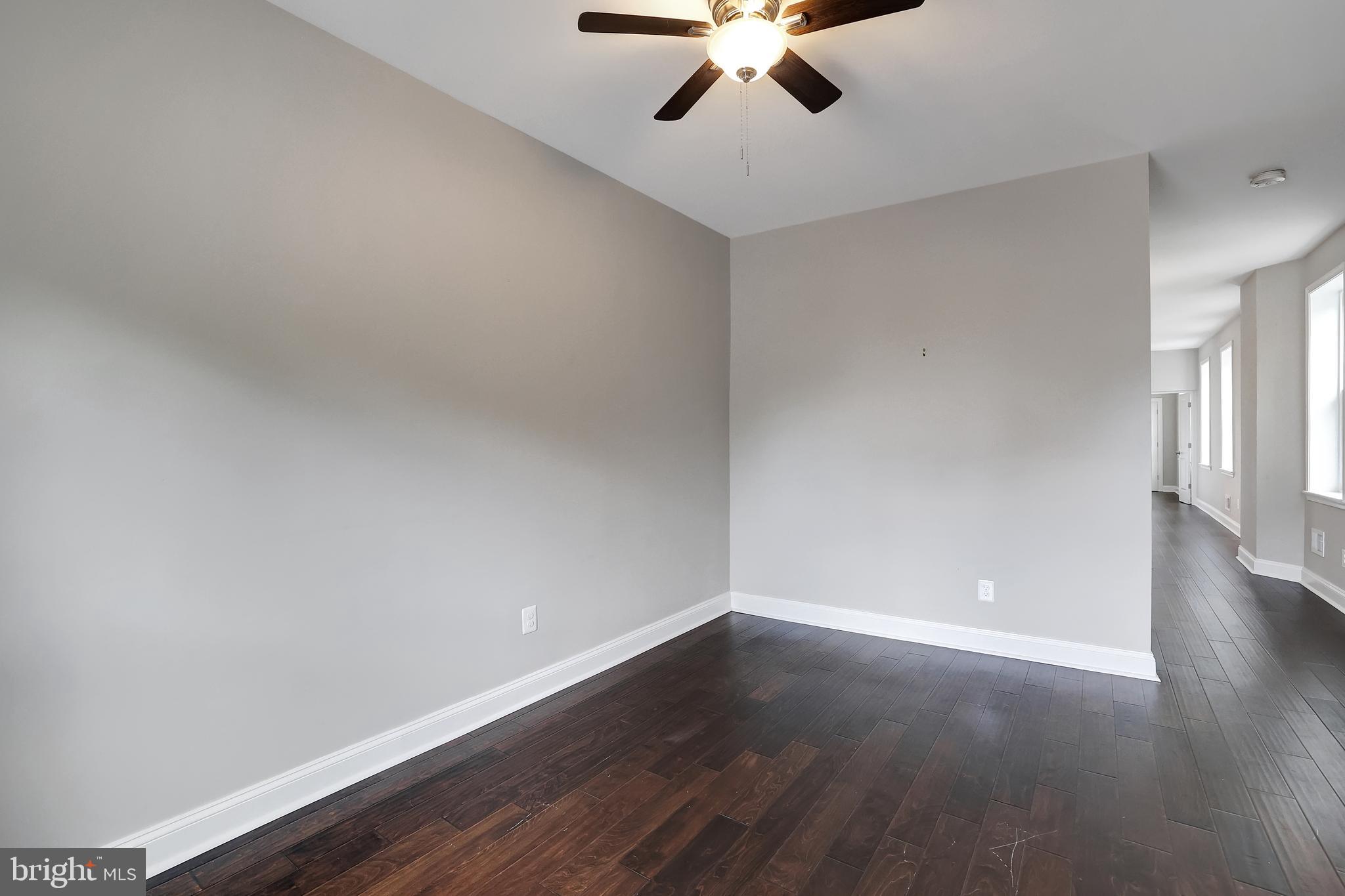 156 N KENWOOD AVE