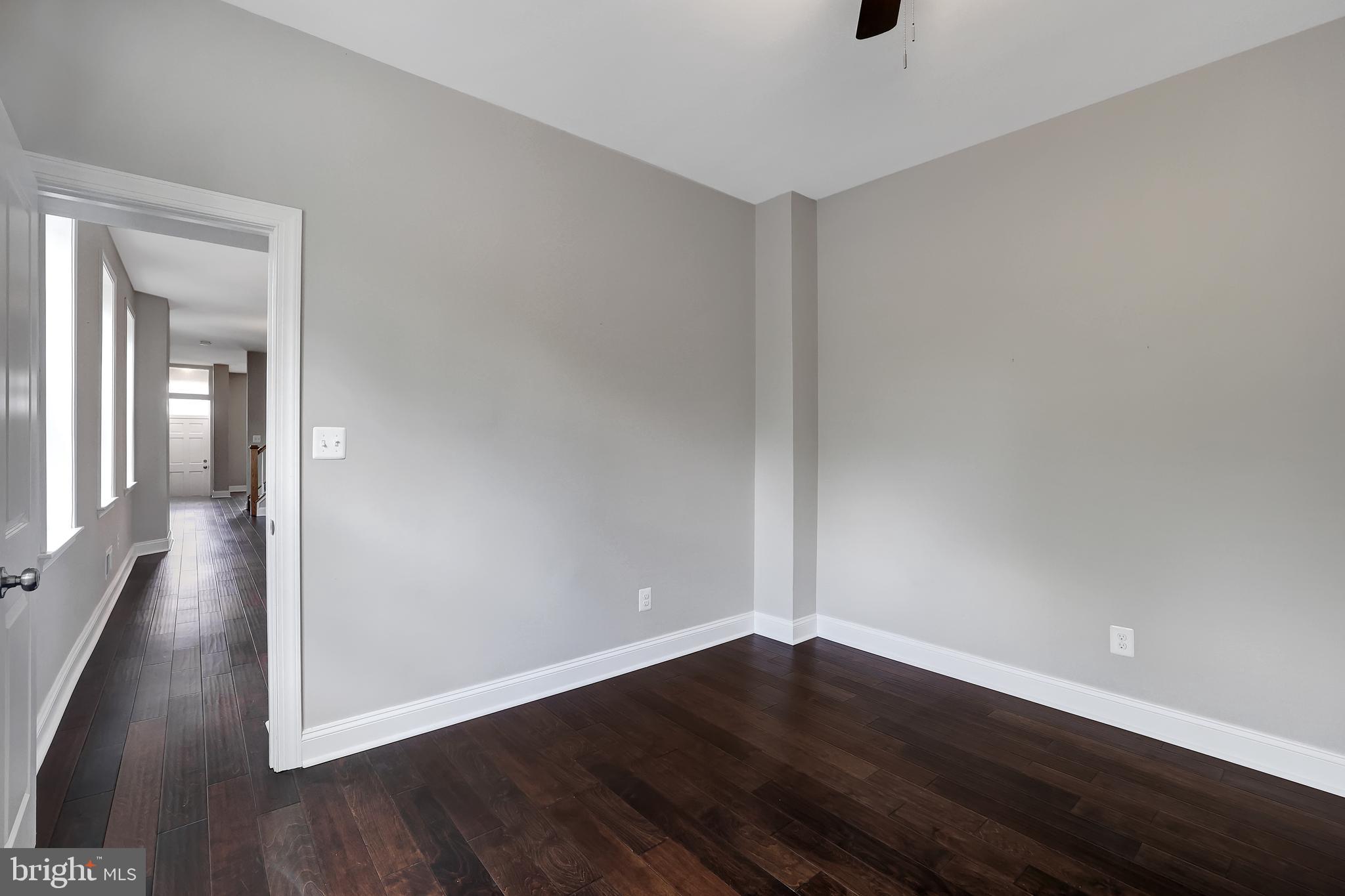 156 N KENWOOD AVE