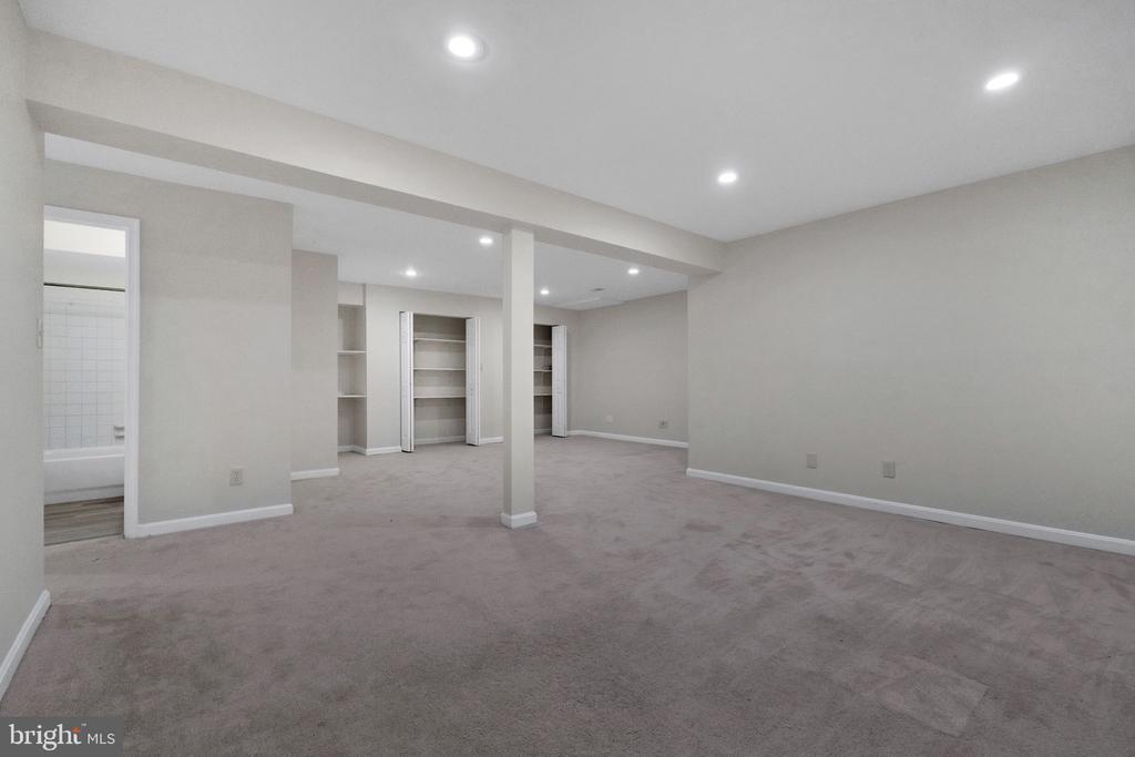 14415 SATURN WAY