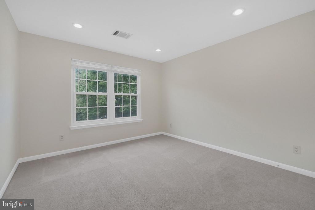 14415 SATURN WAY