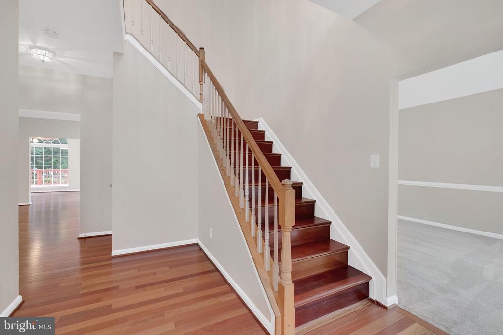 14415 SATURN WAY