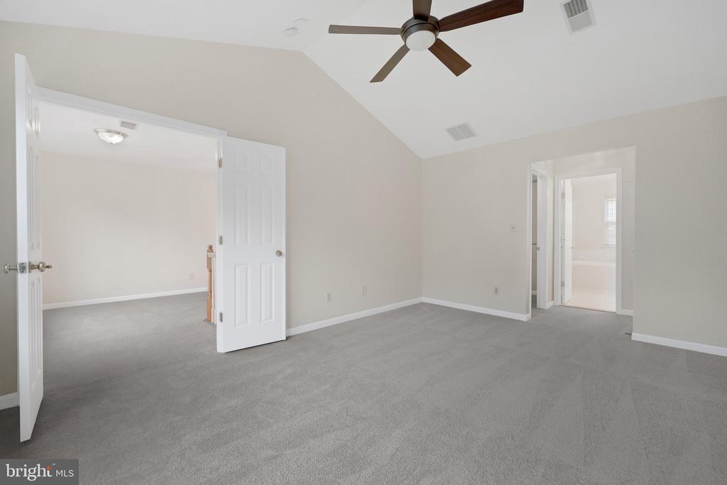 14415 SATURN WAY