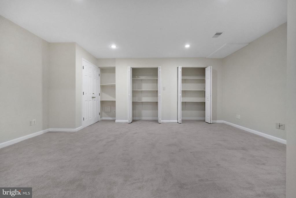 14415 SATURN WAY