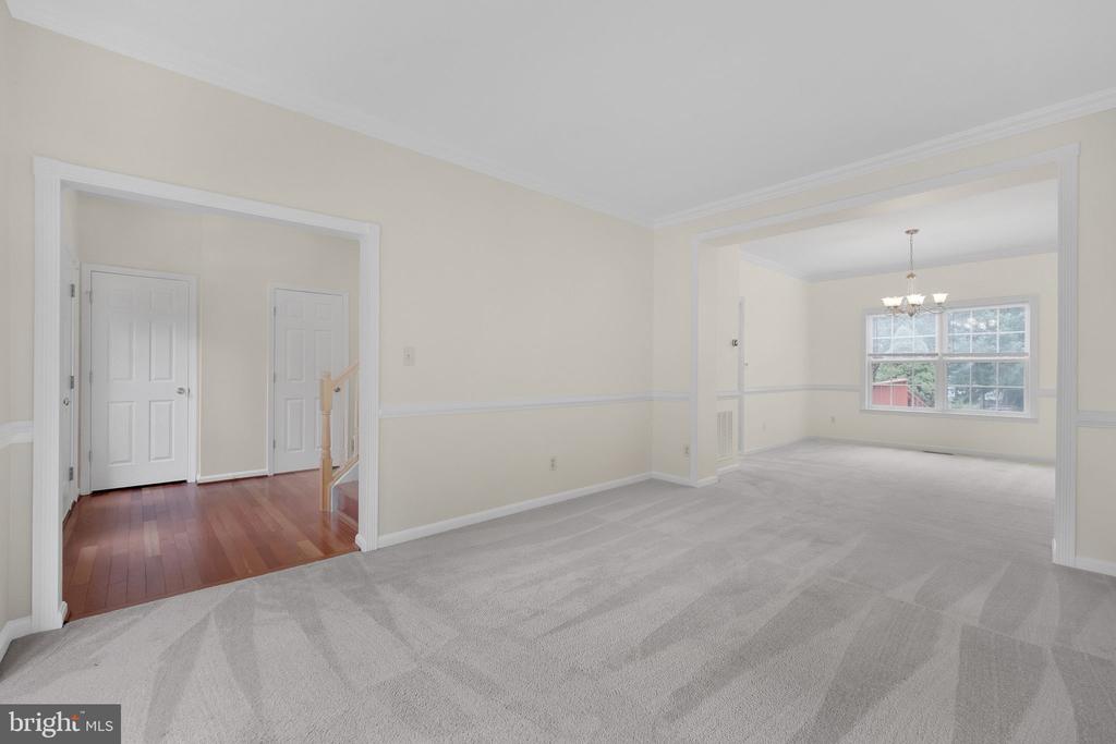 14415 SATURN WAY