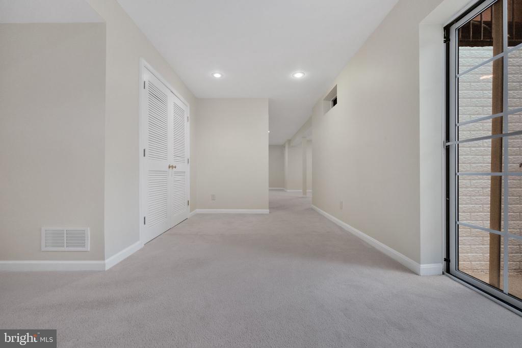 14415 SATURN WAY