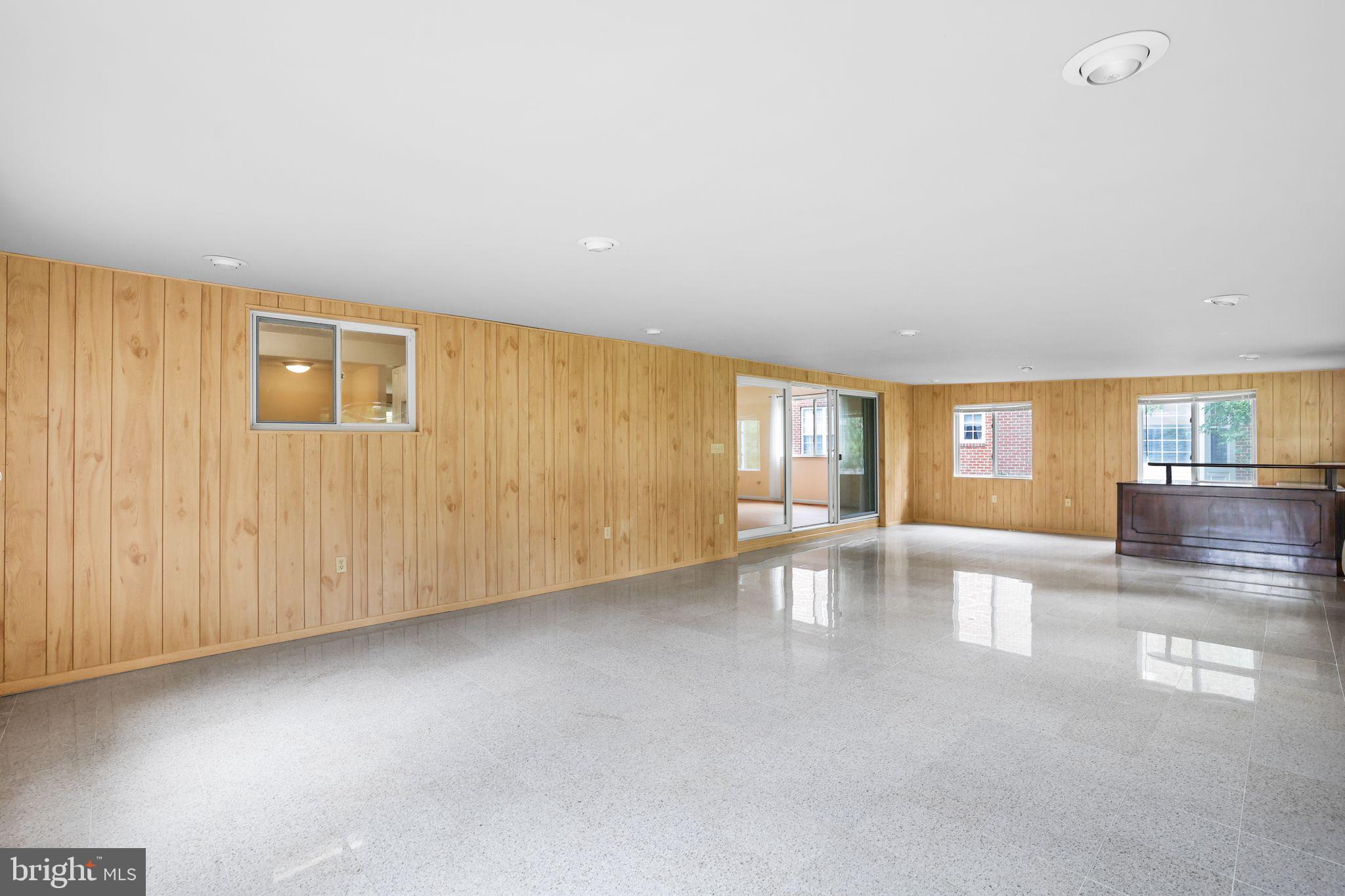 6928 WINTERBERRY LANE