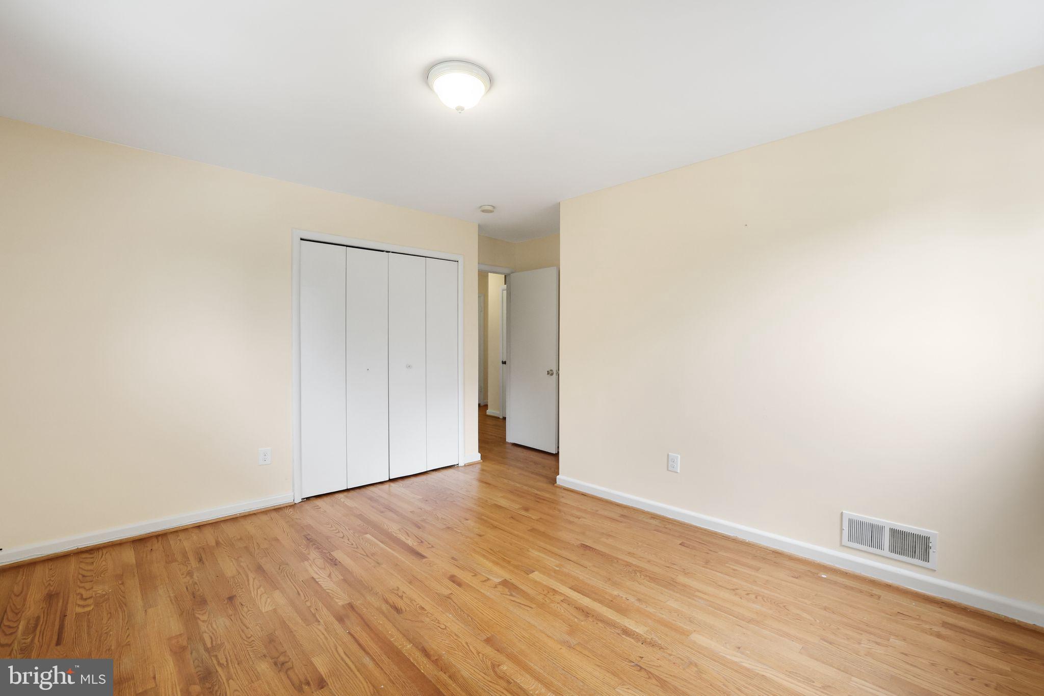 6928 WINTERBERRY LANE