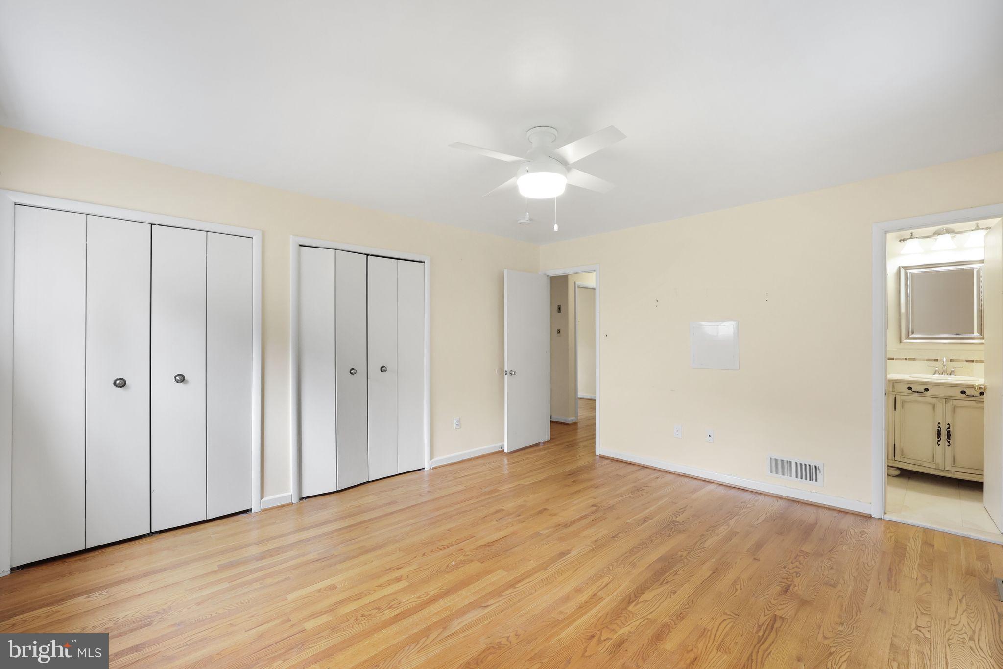 6928 WINTERBERRY LANE