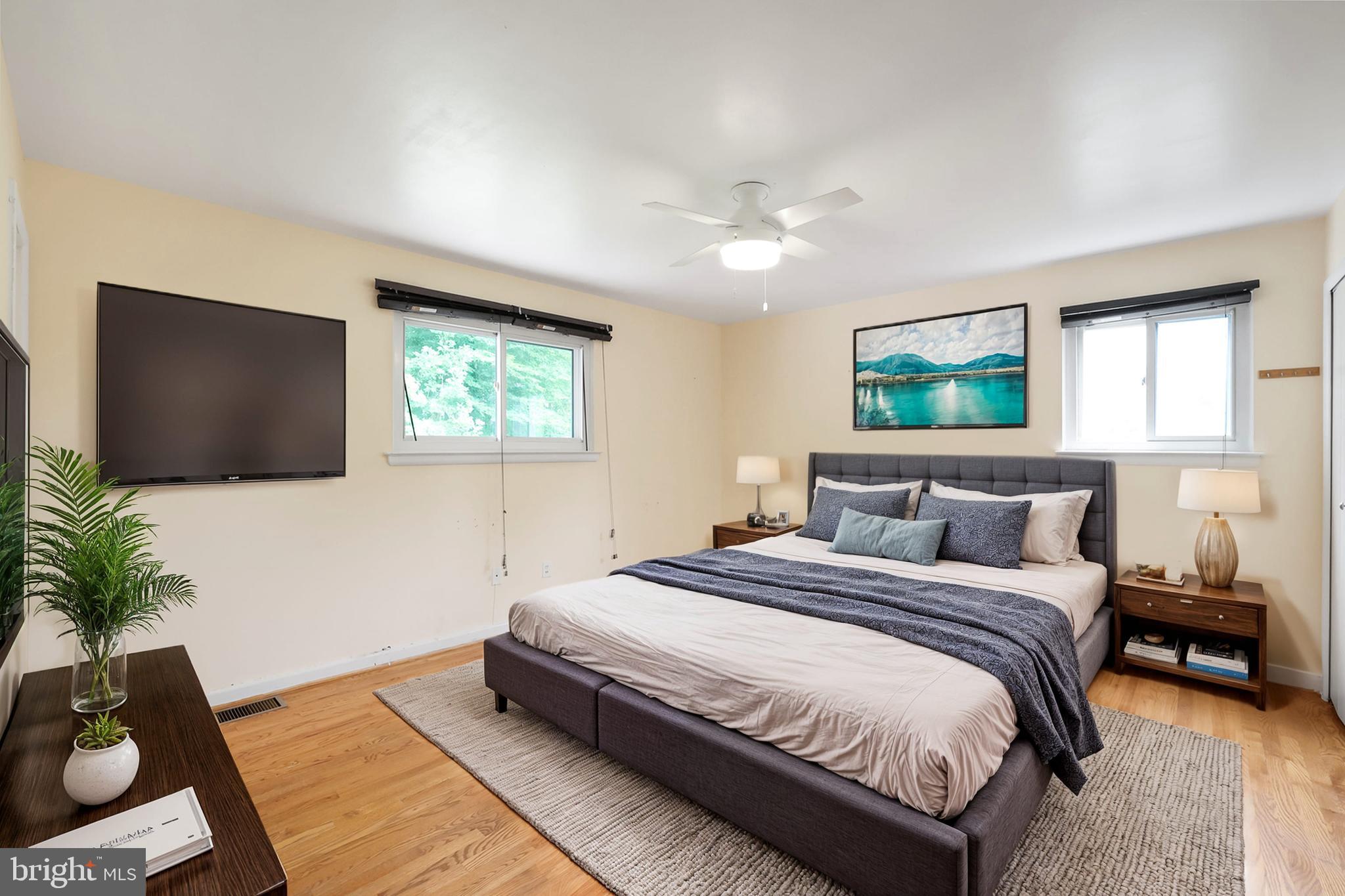 6928 WINTERBERRY LANE