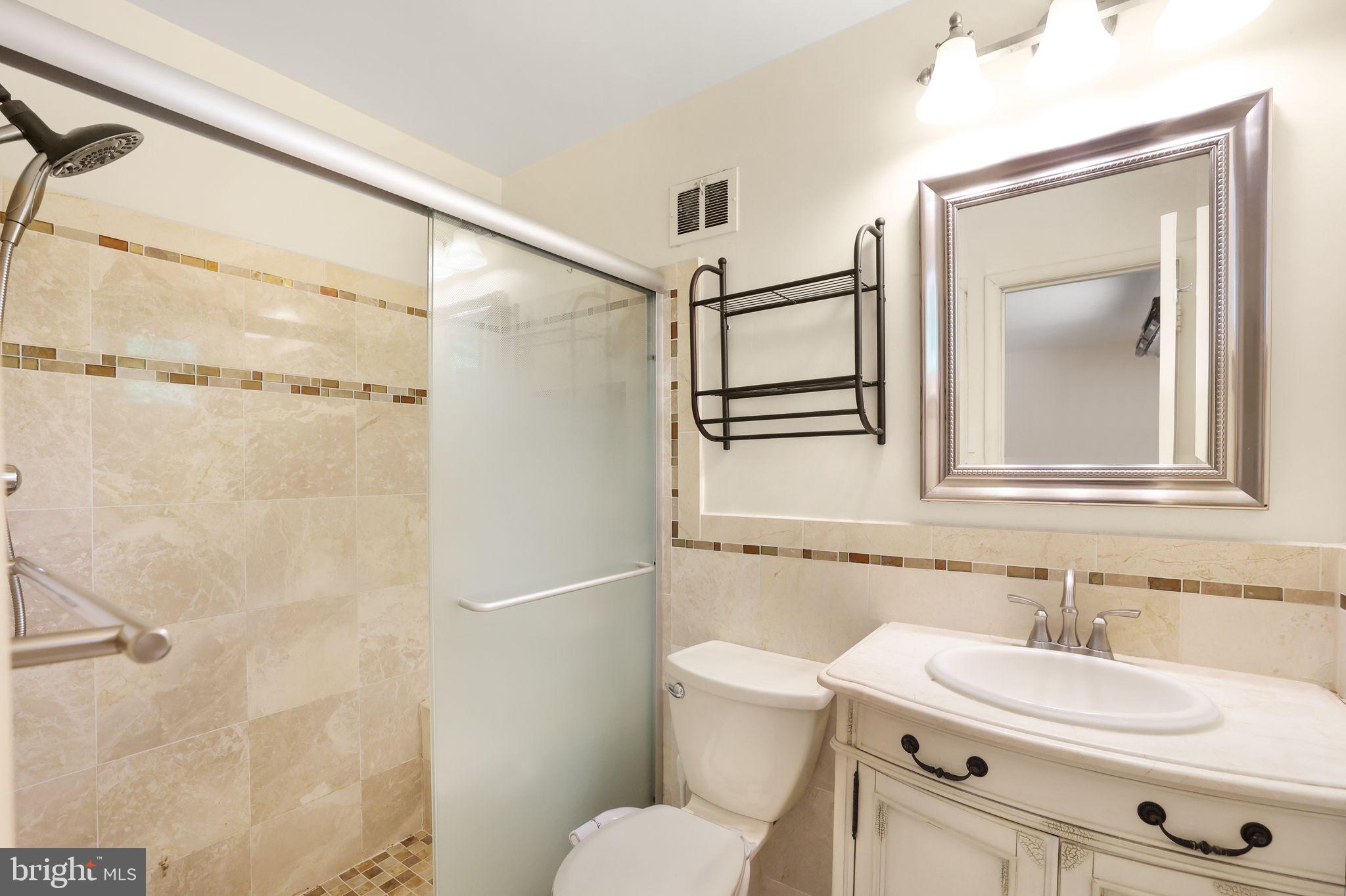 6928 WINTERBERRY LANE