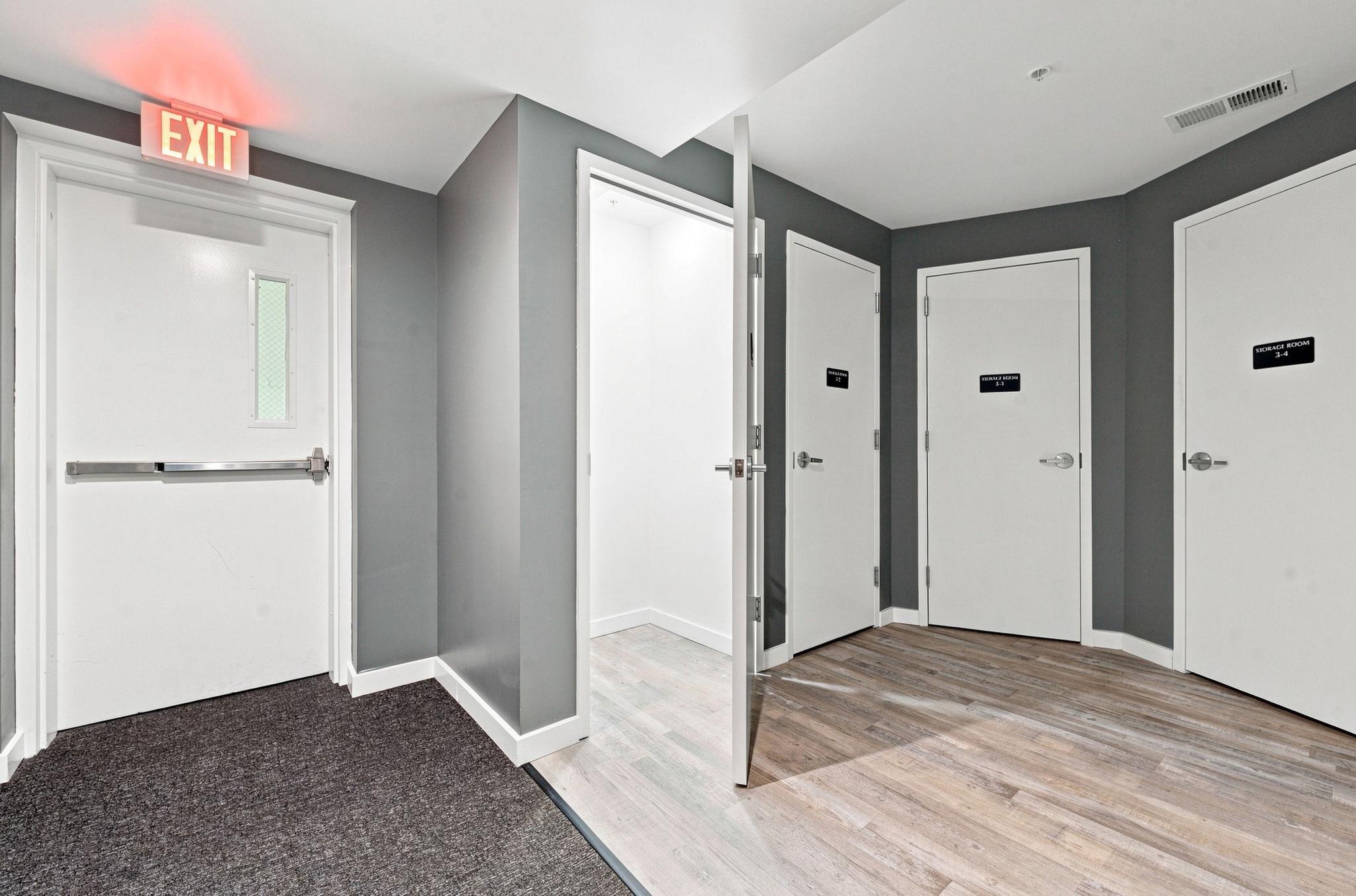 700 ROEDER ROAD Unit: 203